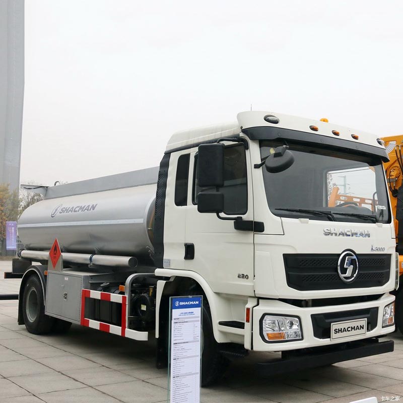 Shacman oil tanker truck for Sale in Zambia