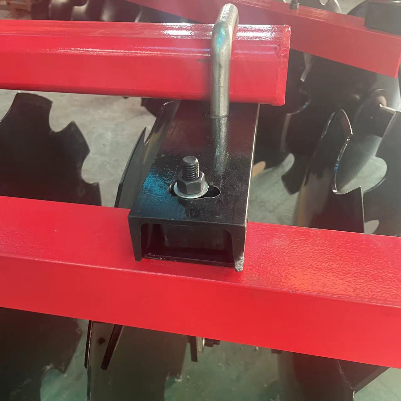 Light and Medium Duty Disc Harrow