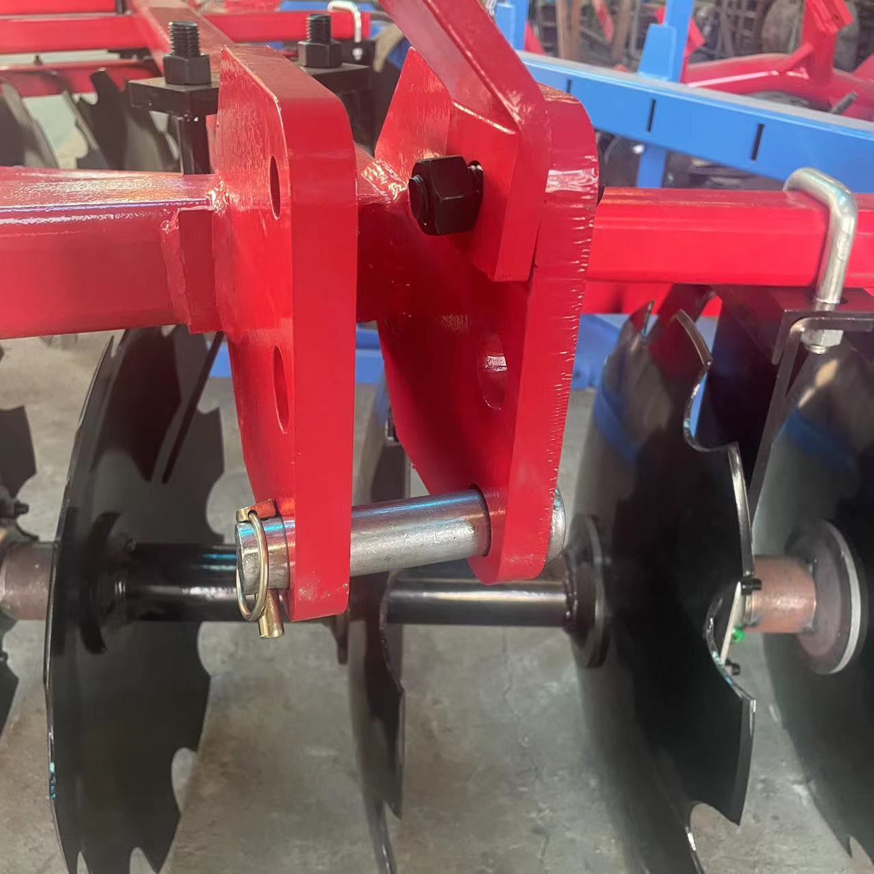 Light and Medium Duty Disc Harrow